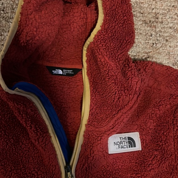 The north face fleece hoodie - Picture 2 of 2